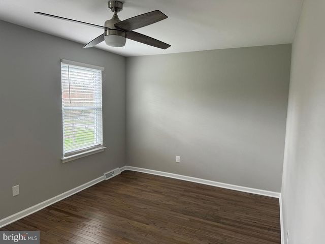 415 PINE CREEK RD, Exton, PA 19341