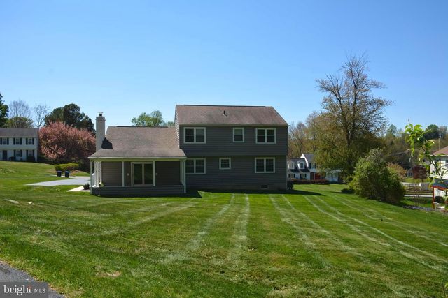 415 PINE CREEK RD, Exton, PA 19341