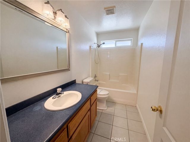 18641 Fairburn Street, Hesperia, CA 92345