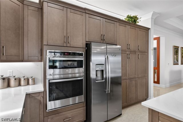 12078 Mimosa ST, Naples, FL 34120