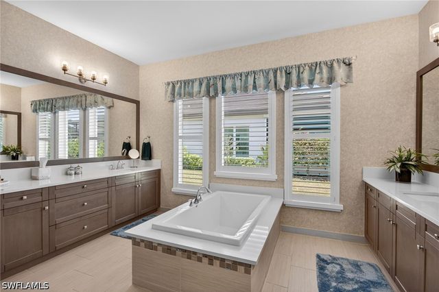 12078 Mimosa ST, Naples, FL 34120