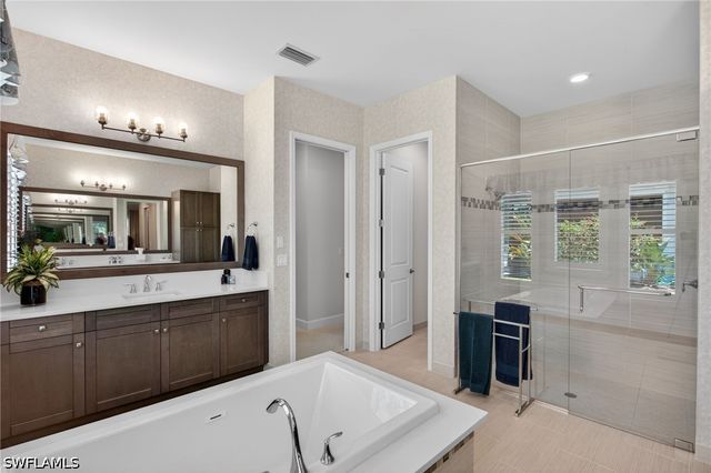 12078 Mimosa ST, Naples, FL 34120
