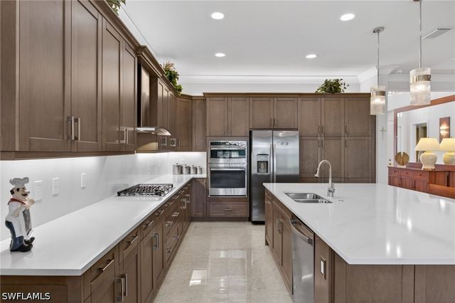 12078 Mimosa ST, Naples, FL 34120
