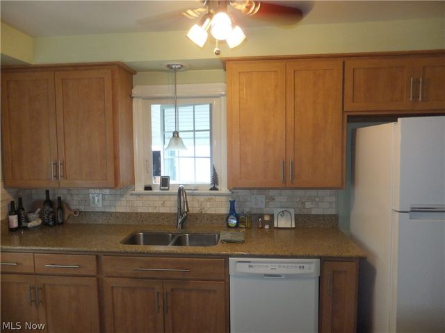 4224 W 58th Street, Cleveland, OH 44144