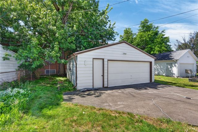 23660 Colbourne Road, Euclid, OH 44123