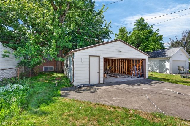 23660 Colbourne Road, Euclid, OH 44123
