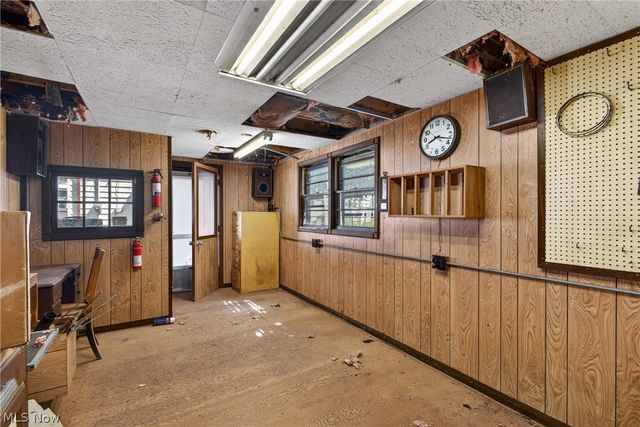 23660 Colbourne Road, Euclid, OH 44123