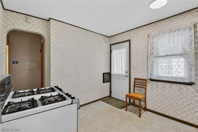 23660 Colbourne Road, Euclid, OH 44123