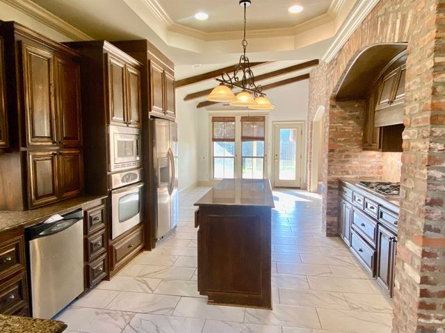 150 Tiger Dr, St Gabriel, LA 70776