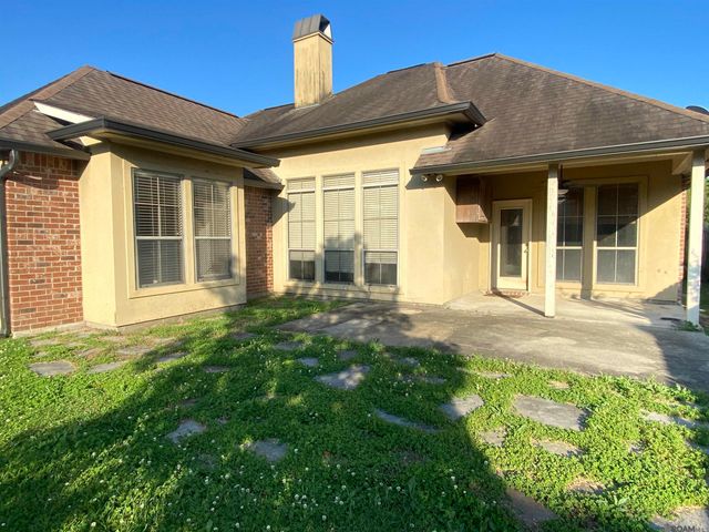 150 Tiger Dr, St Gabriel, LA 70776