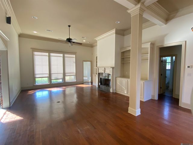 150 Tiger Dr, St Gabriel, LA 70776