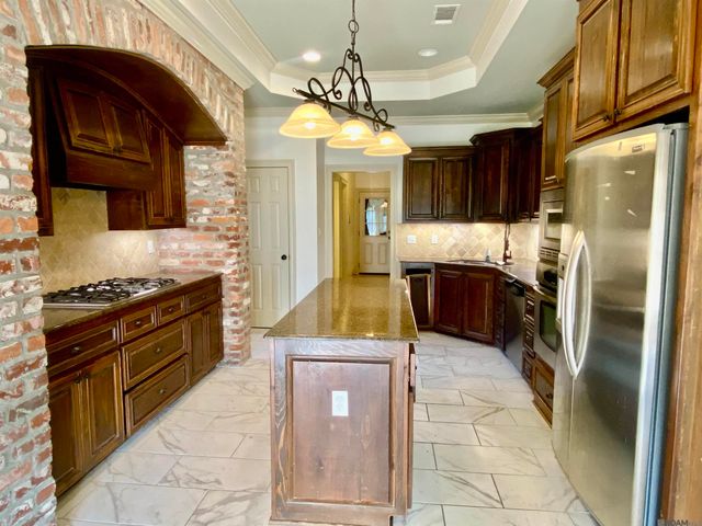 150 Tiger Dr, St Gabriel, LA 70776