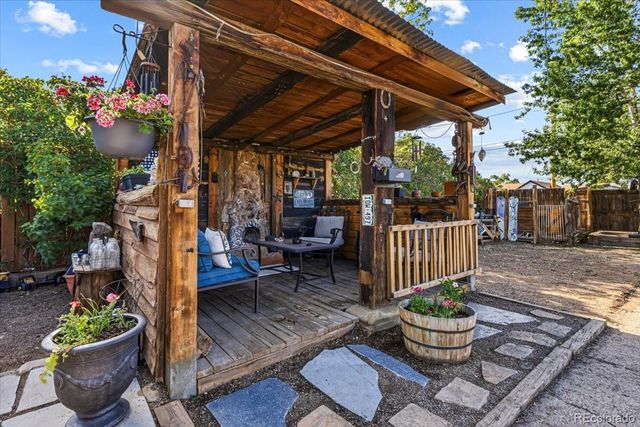 15335 Arapahoe Drive, Golden, CO 80403