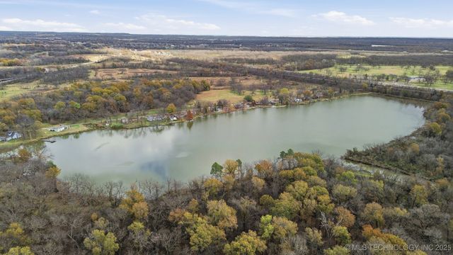 6906 Yonkipin Drive, Claremore, OK 74019