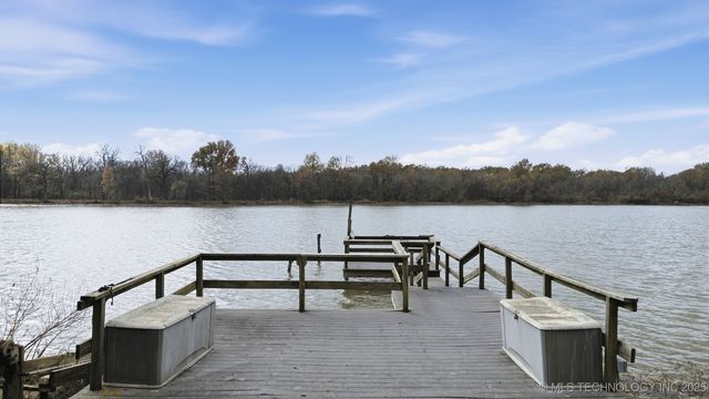 6906 Yonkipin Drive, Claremore, OK 74019