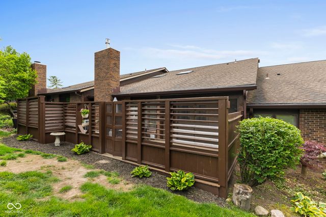 229 Brighton Court, Greenwood, IN 46143