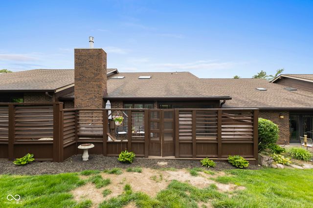 229 Brighton Court, Greenwood, IN 46143