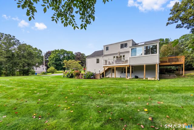 868 Bayberry Lane, Orange, CT 06477