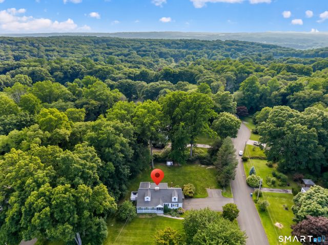 868 Bayberry Lane, Orange, CT 06477