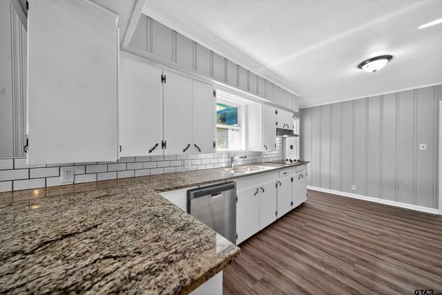 203 W Jordan, Grand Saline, TX 75140