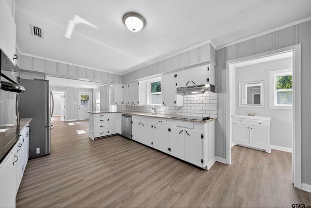 203 W Jordan, Grand Saline, TX 75140