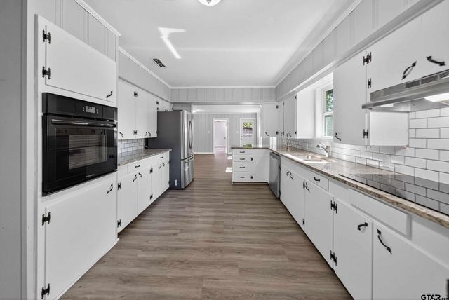 203 W Jordan, Grand Saline, TX 75140