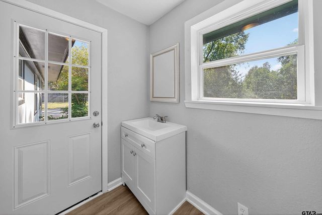 203 W Jordan, Grand Saline, TX 75140