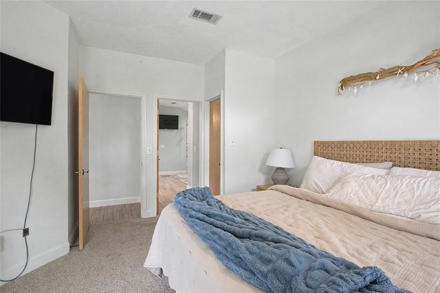 3924 Amanda Court, Dickinson, TX 77539