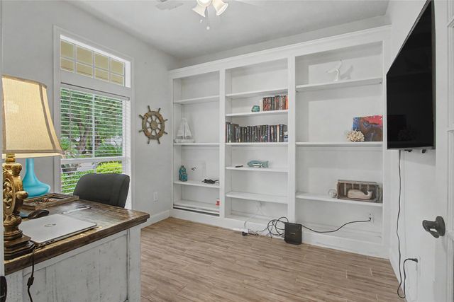 3924 Amanda Court, Dickinson, TX 77539