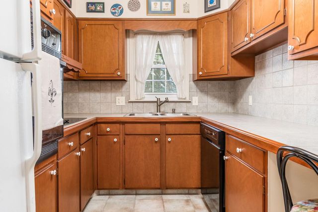 1631 Roxbury Road, F3, Columbus, OH 43212