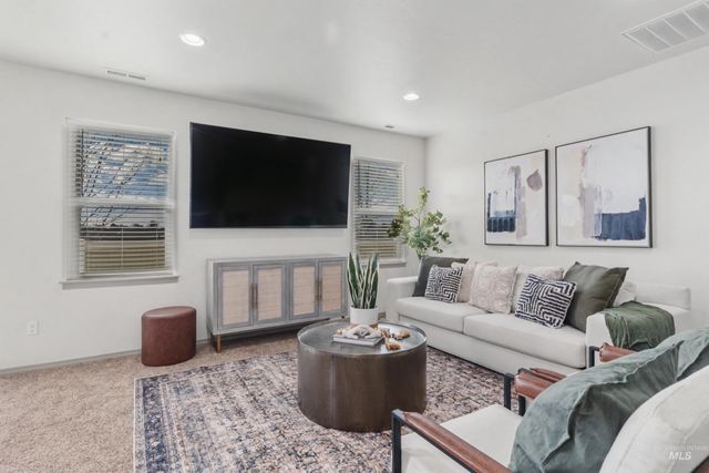 3865 S Windy Ridge Dr, Nampa, ID 83686