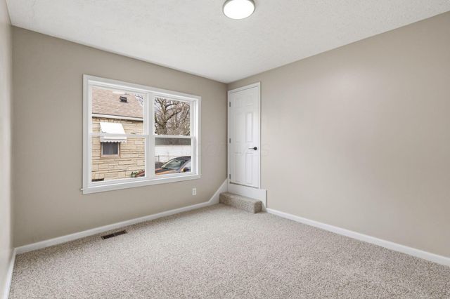 1784 S Champion Avenue, Columbus, OH 43207