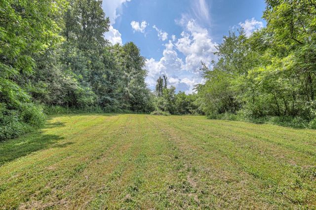 900 New Herman Rd, Shelbyville, TN 37160