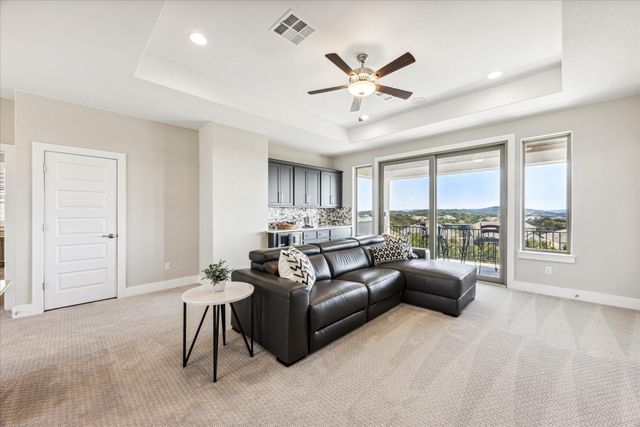 6821 Little Serenity CV, Lago Vista, TX 78645