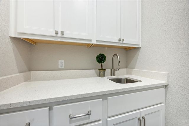 6821 Little Serenity CV, Lago Vista, TX 78645