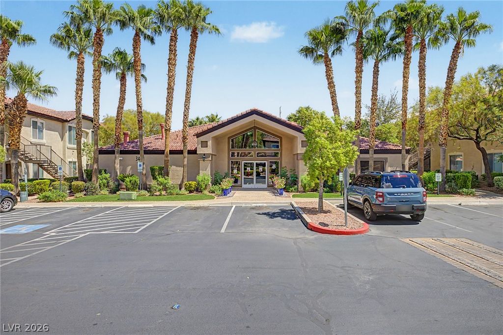 3541 Desert Cliff Street 103, Las Vegas, NV 89129