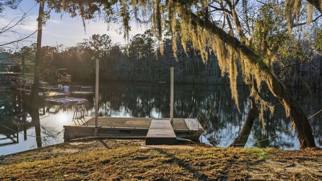 1935 Lees Landing Circle, Conway, SC 29526