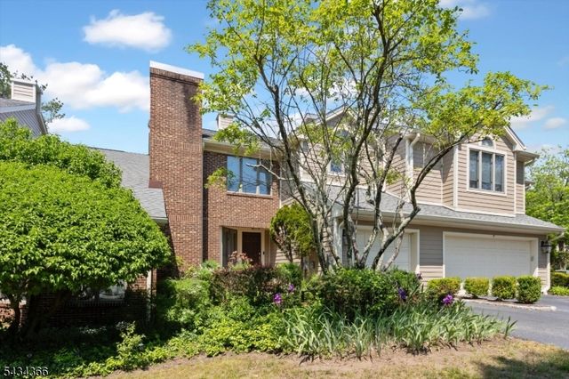 7 Lenox Ct, Montville Twp., NJ 07045