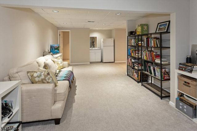 7 Lenox Ct, Montville Twp., NJ 07045
