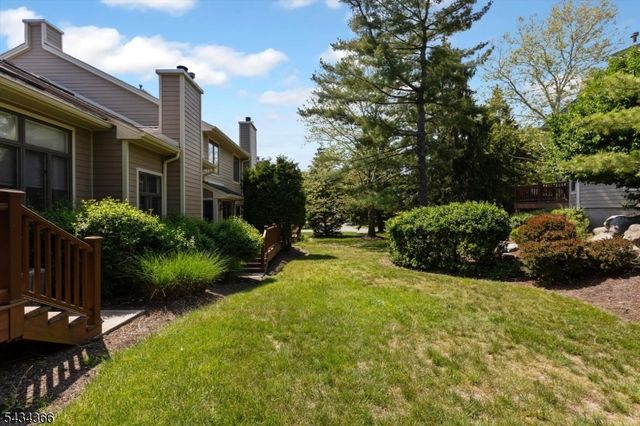 7 Lenox Ct, Montville Twp., NJ 07045