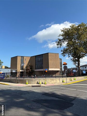 233 Myrtle Avenue A, Fort Lee, NJ 07024