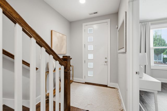 503 Vernon Cir, Nashville, TN 37209