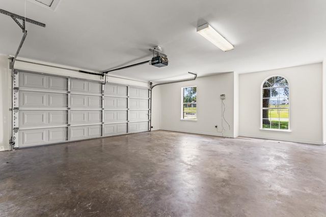 222 Maxey Road, Longview, TX 75605