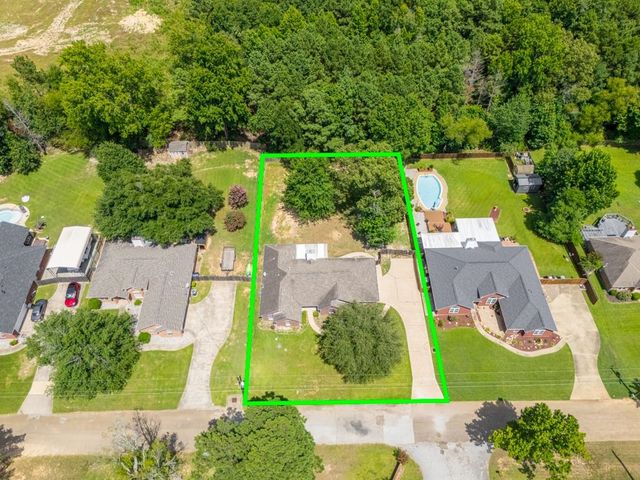 222 Maxey Road, Longview, TX 75605