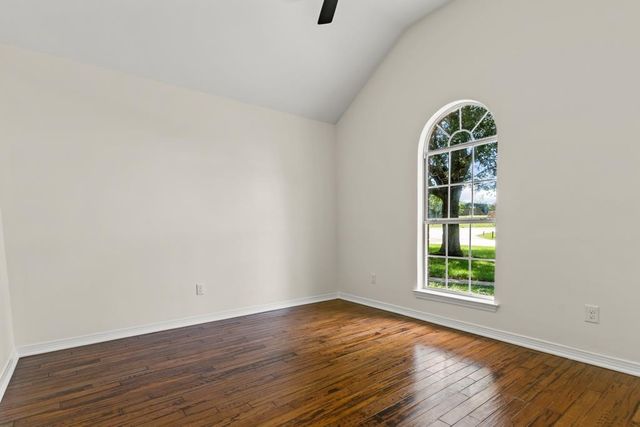 222 Maxey Road, Longview, TX 75605
