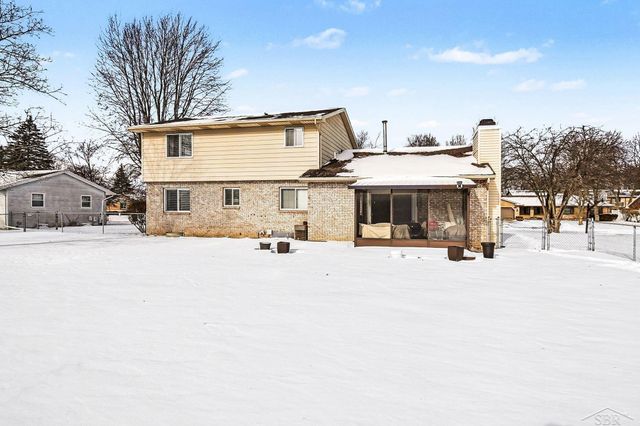 3347 N Christy Way, Saginaw Twp, MI 48603