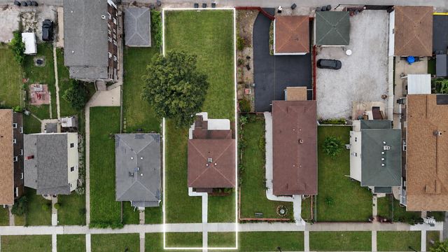 4726 Melville Avenue, East Chicago, IN 46312