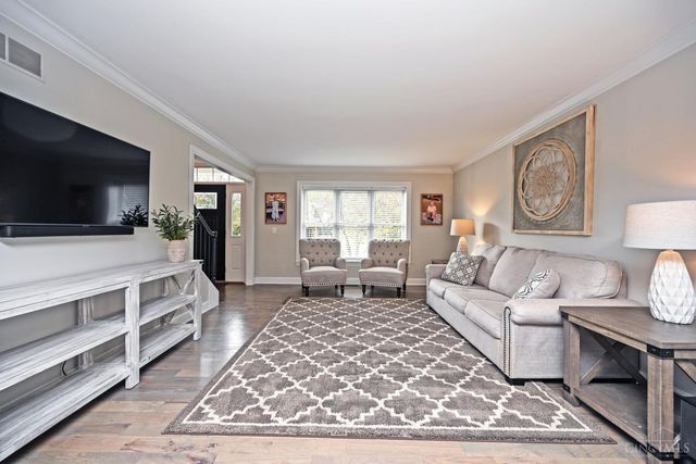 124 Pheasantlake Drive, Loveland, OH 45140