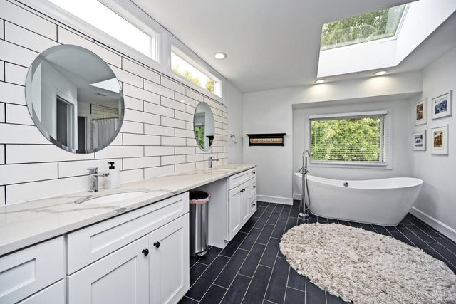 124 Pheasantlake Drive, Loveland, OH 45140