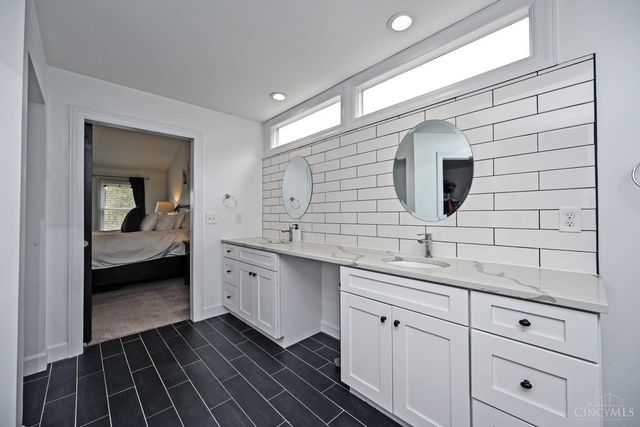 124 Pheasantlake Drive, Loveland, OH 45140